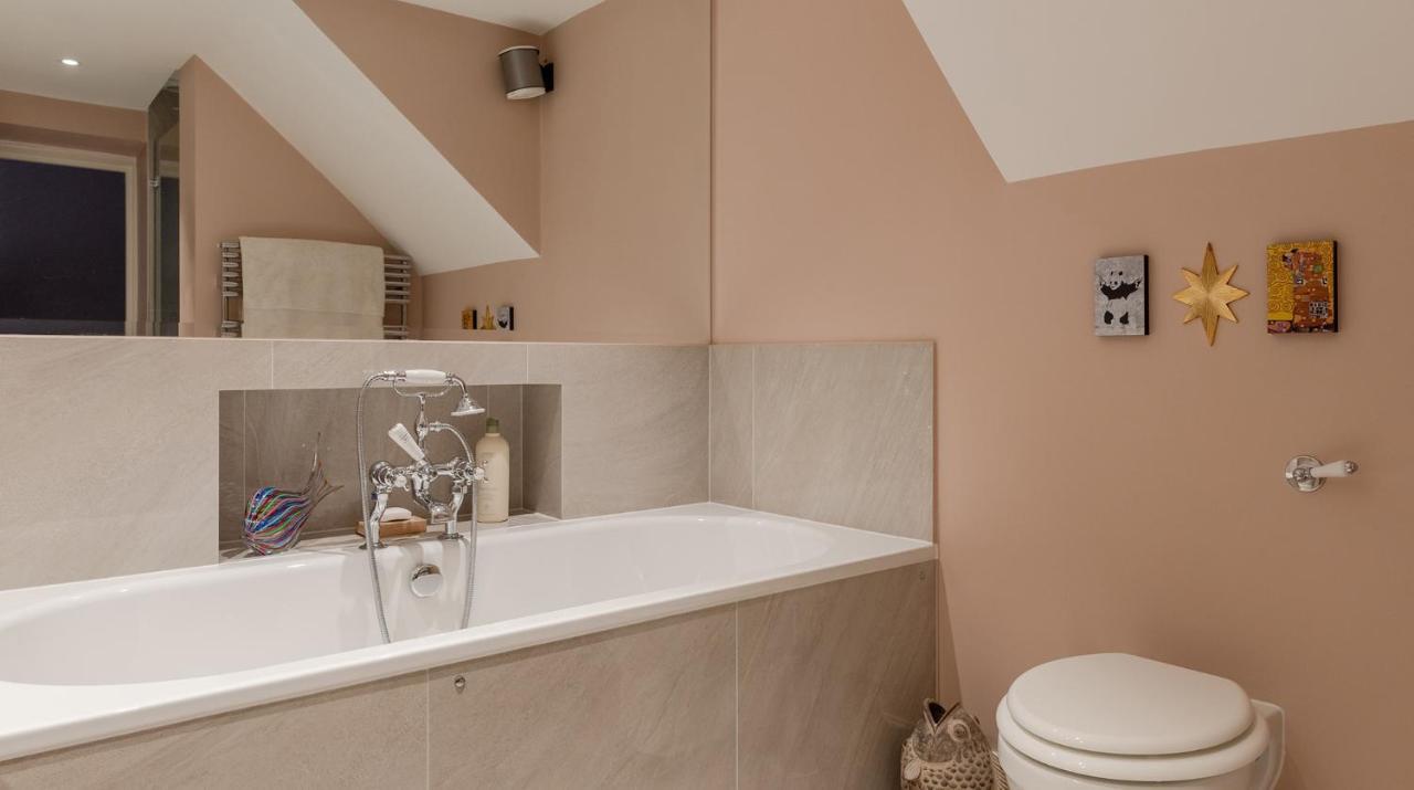 Appartamento Joivy Elegant 3-bed Flat With Private Garden In Notting Hill, West *