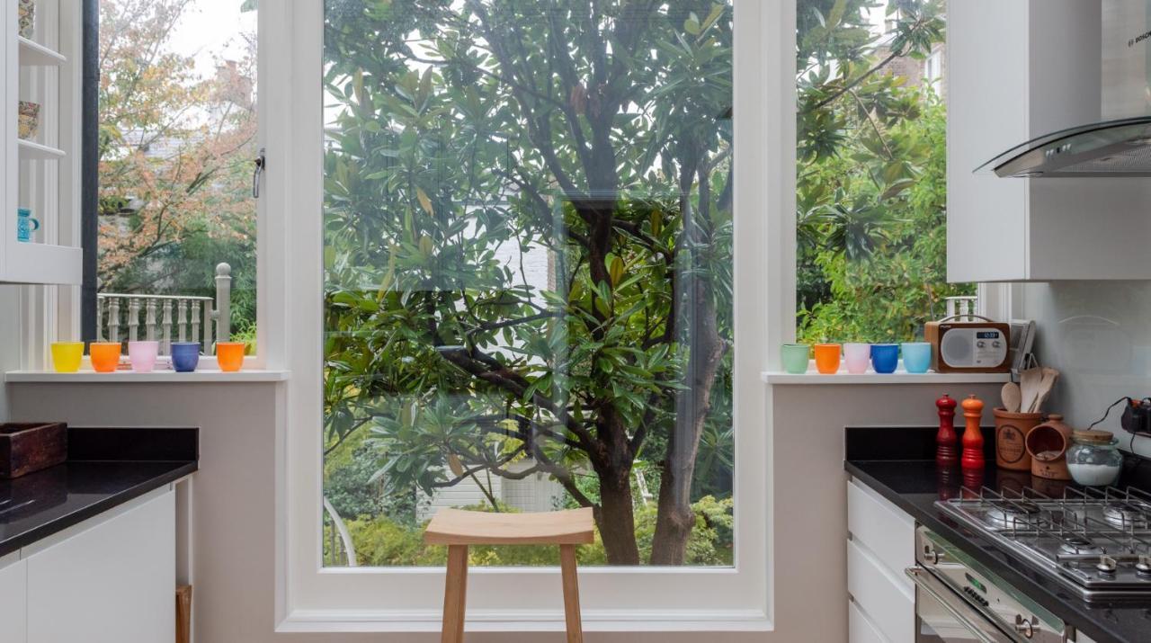 Joivy Elegant 3-bed Flat With Private Garden In Notting Hill, West *